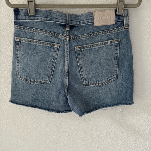 Everlane Women’s The Denim Short in Distressed Light Wash Blue - 26 - Picture 2 of 9